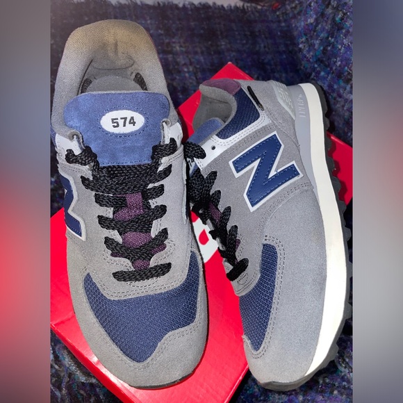 New Balance/New Vintage Style 574 Sneakers - Picture 3 of 11